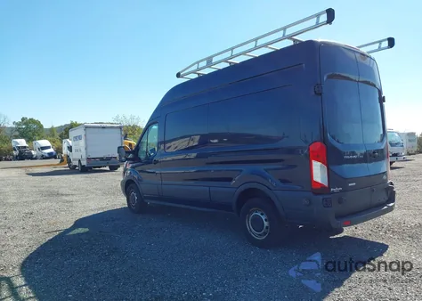 2015 Ford Transit-250 z USA, uszkodzony, nr VIN 1FTNR2XG6FKA52370